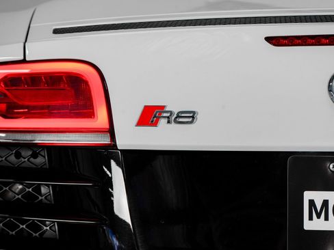 Used 2015 Audi R8 V10 AWD/4WD image 24