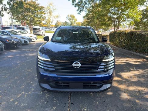 New 2026 Nissan Kicks SV image 2