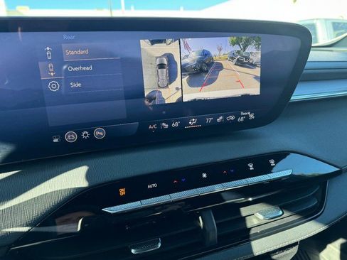 Used 2025 Buick Enclave Sport Touring image 24