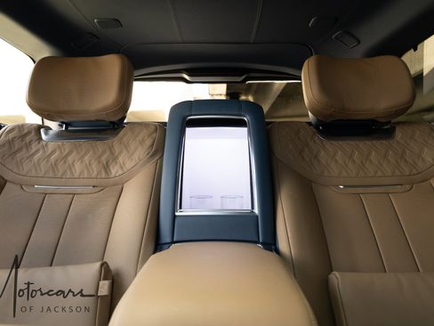 Used 2023 Land Rover Range Rover SV image 24