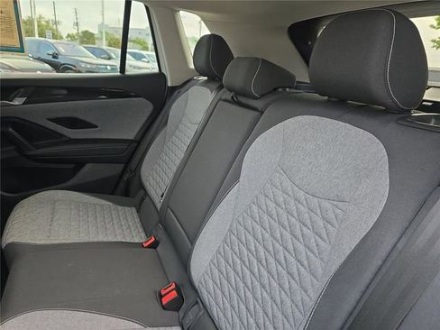 Used 2025 Volkswagen Tiguan S image 10