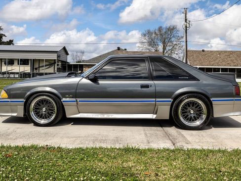 Used 1988 Ford Mustang GT image 3