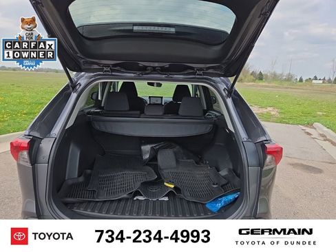 Used 2024 Toyota RAV4 LE AWD/4WD image 20