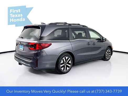 New 2026 Honda Odyssey EX-L image 8