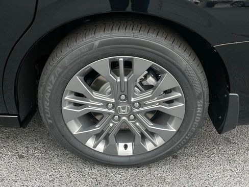 New 2026 Honda Odyssey Touring image 44