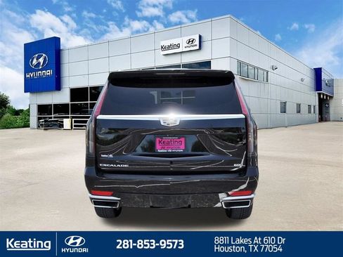 Used 2023 Cadillac Escalade Premium Luxury AWD/4WD image 6