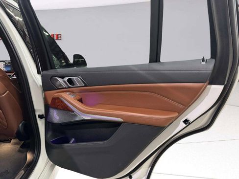 Used 2023 BMW ALPINA XB7 ALPINA XB7 image 41