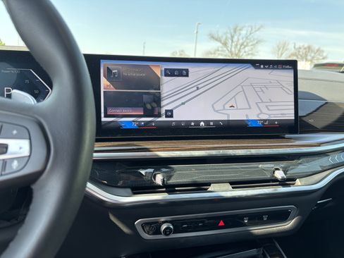Used 2025 BMW X5 xDrive40i image 31
