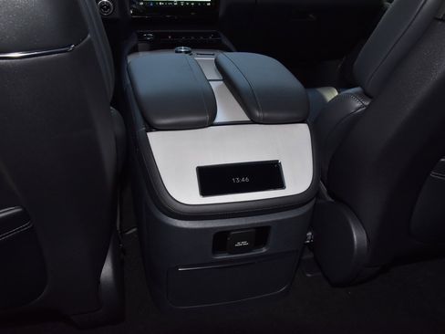 New 2026 Lincoln Navigator L Reserve w/ Jet Appearance Package AWD/4WD image 19