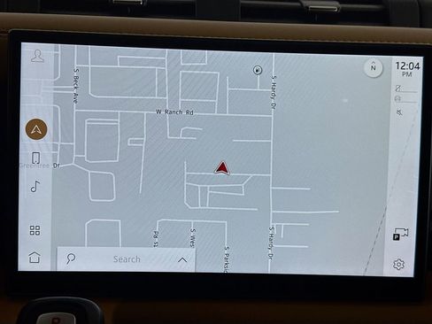 Used 2024 Land Rover Defender 130 X-Dynamic SE image 15