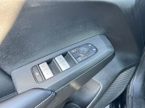 Used 2024 Mitsubishi Outlander ES AWD/4WD image 11