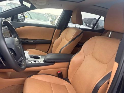 Used 2024 Lexus RZ 450e Premium AWD/4WD image 3