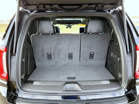 Certified 2024 GMC Yukon Denali Ultimate image 24