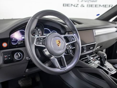 Used 2023 Porsche Cayenne Coupe AWD/4WD image 21