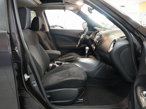 Used 2016 Nissan Juke SV w/ Cold Weather Package image 26