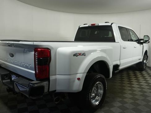 Certified 2025 Ford F350 Lariat w/ Lariat Ultimate Package AWD/4WD image 3