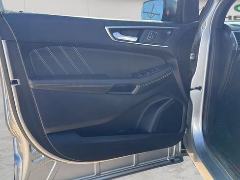 Used 2022 Ford Edge ST image 13
