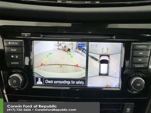 Used 2021 Nissan Rogue Sport SL w/ Premium Package image 19