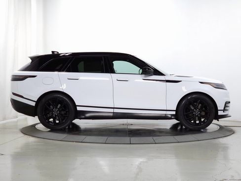 New 2026 Land Rover Range Rover Velar Dynamic SE image 8