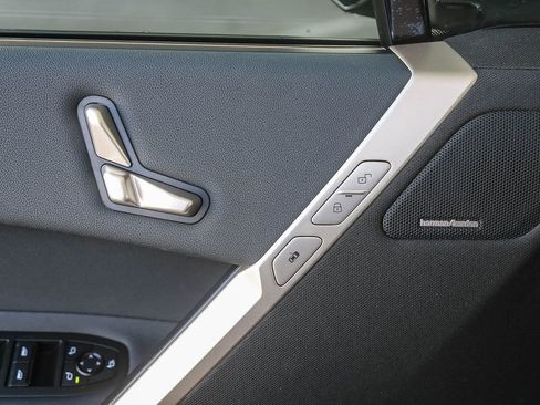 New 2026 BMW iX xDrive45 AWD/4WD image 18