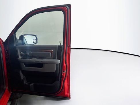 Used 2018 RAM 1500 Big Horn image 30