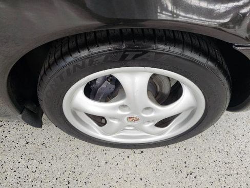 Used 2000 Porsche Boxster RWD image 38