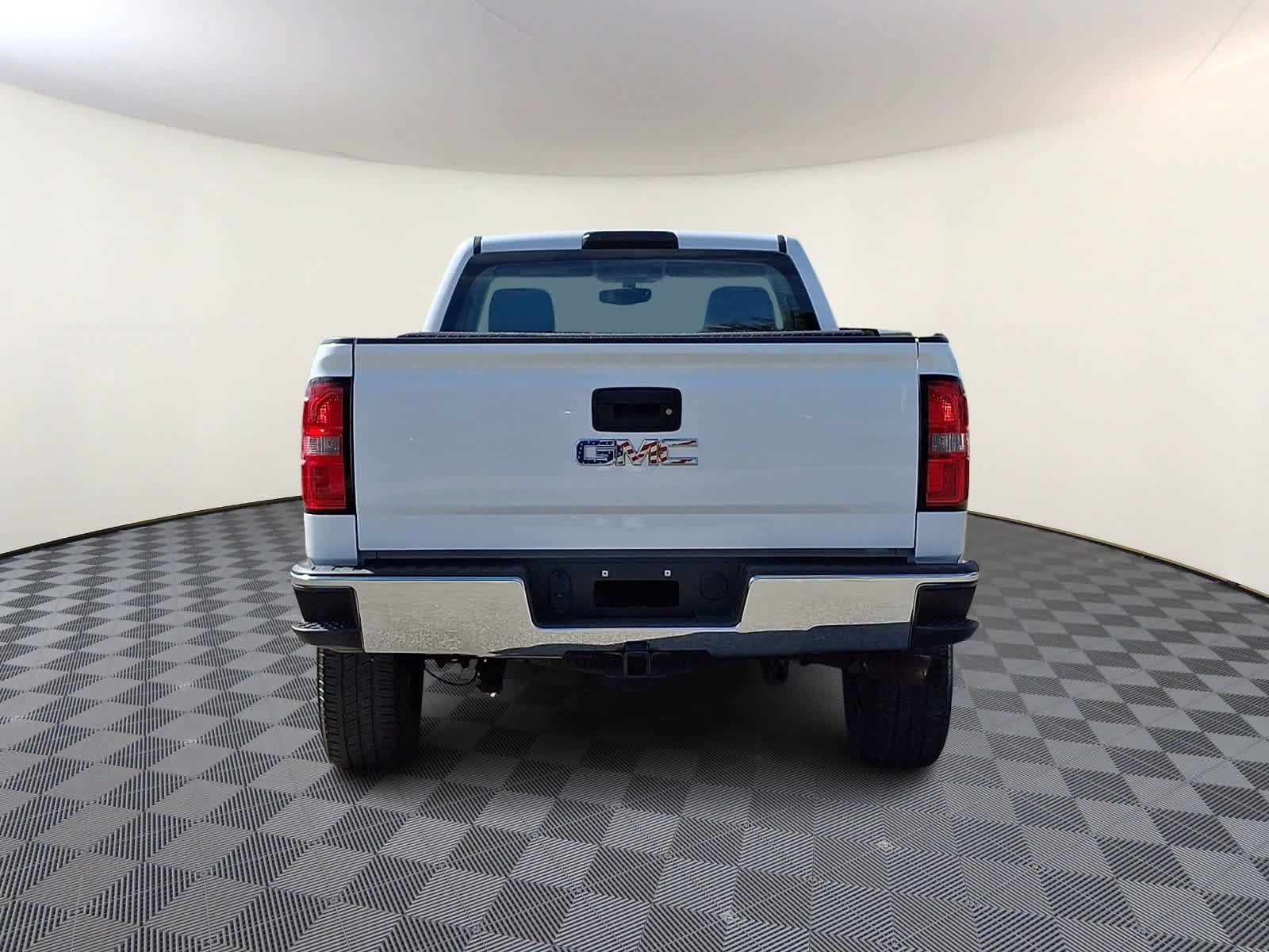 Used 2015 GMC Sierra 1500 4x4 Regular Cab w/ Sierra Convenience Package image 6