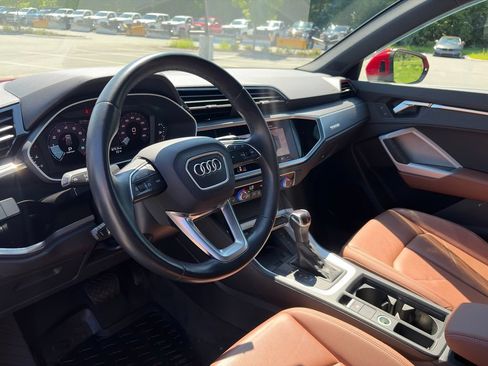 Used 2022 Audi Q3 2.0T Premium Plus w/ Premium Plus Package AWD/4WD image 11
