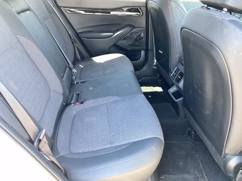 Used 2024 Kia Seltos S FWD image 13