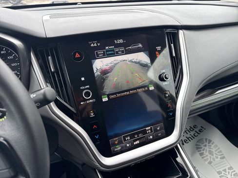 Certified 2025 Subaru Outback Onyx Edition image 28