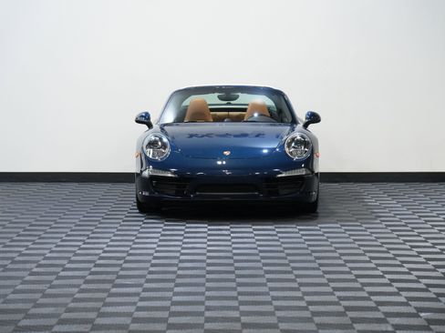 Used 2016 Porsche 911 Targa 4S image 5