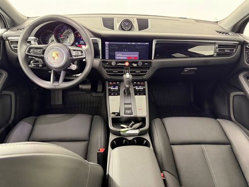 Certified 2026 Porsche Macan AWD/4WD image 16