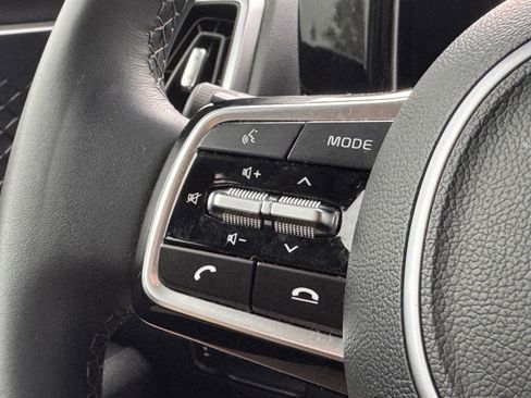 Used 2023 Kia Sorento S w/ Panoramic Sunroof Package FWD image 6