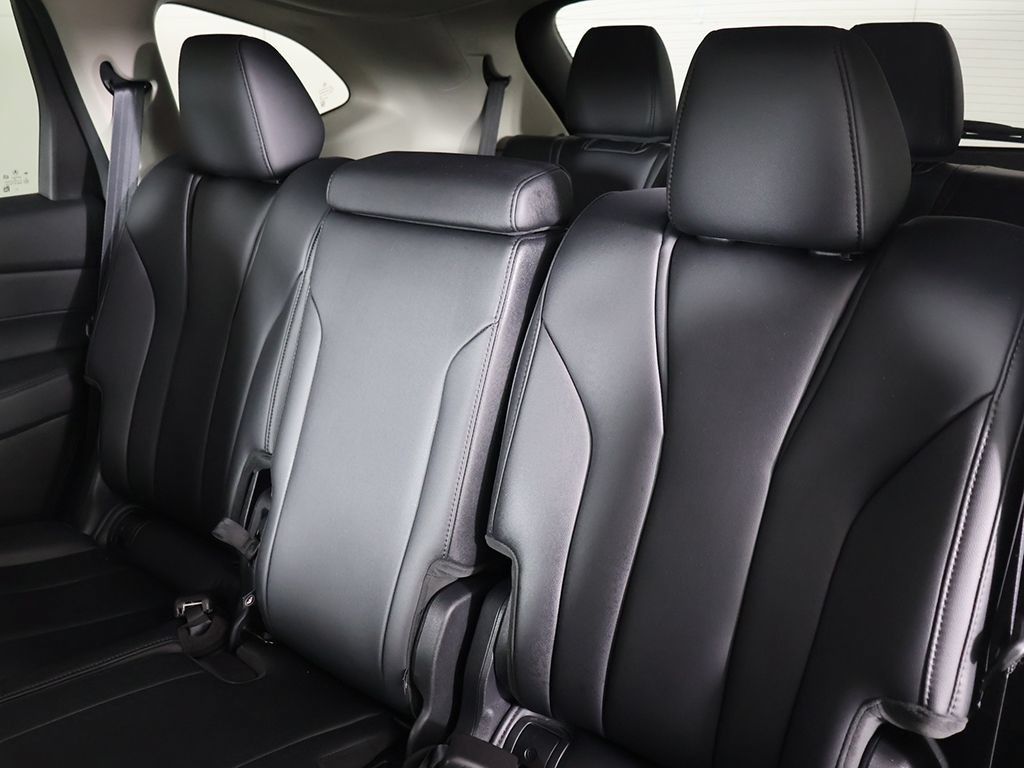Used 2023 Acura MDX SH-AWD image 30
