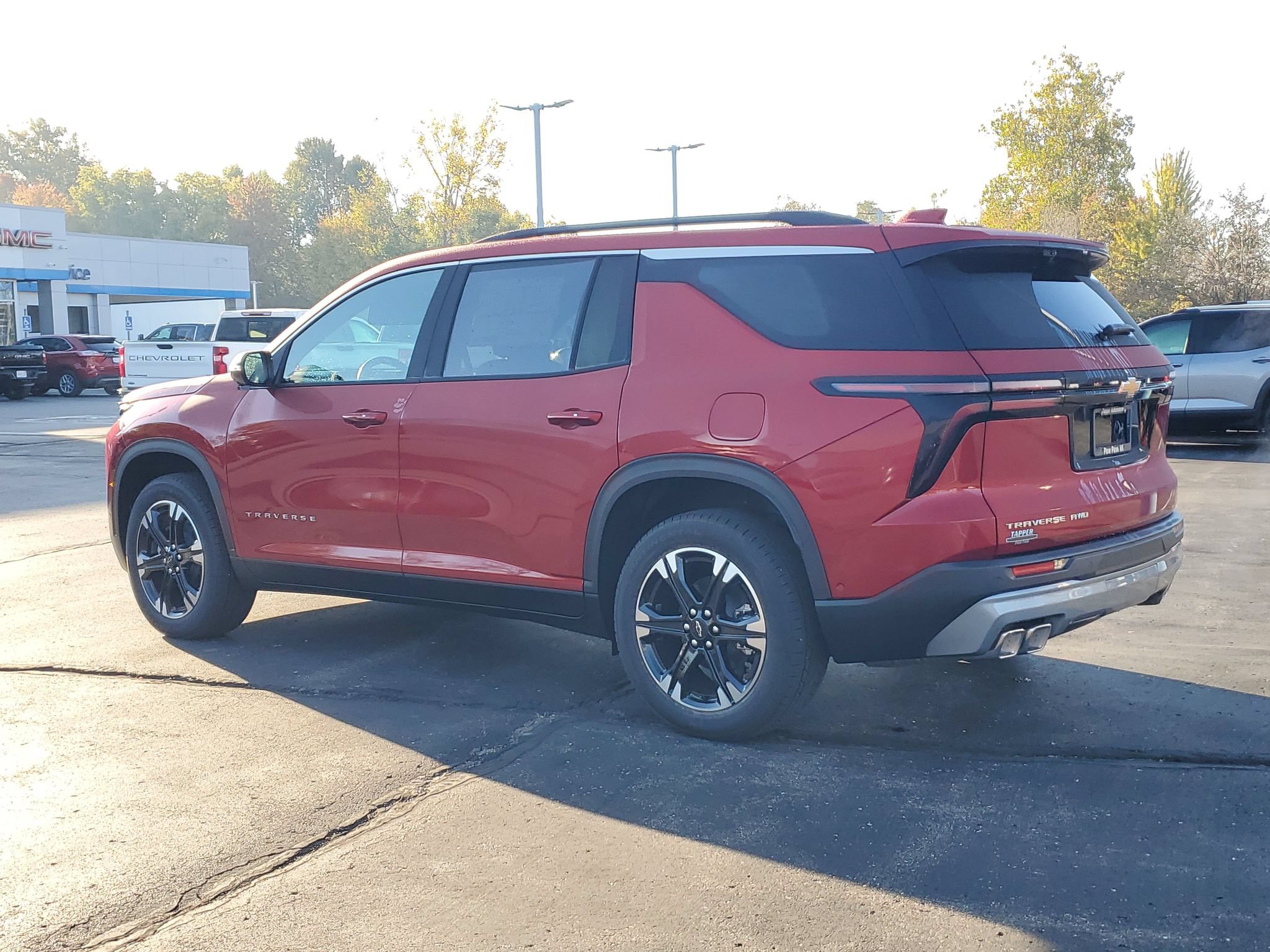 New 2027 Chevrolet Traverse LT w/ Enhanced Driving Package AWD/4WD image 4