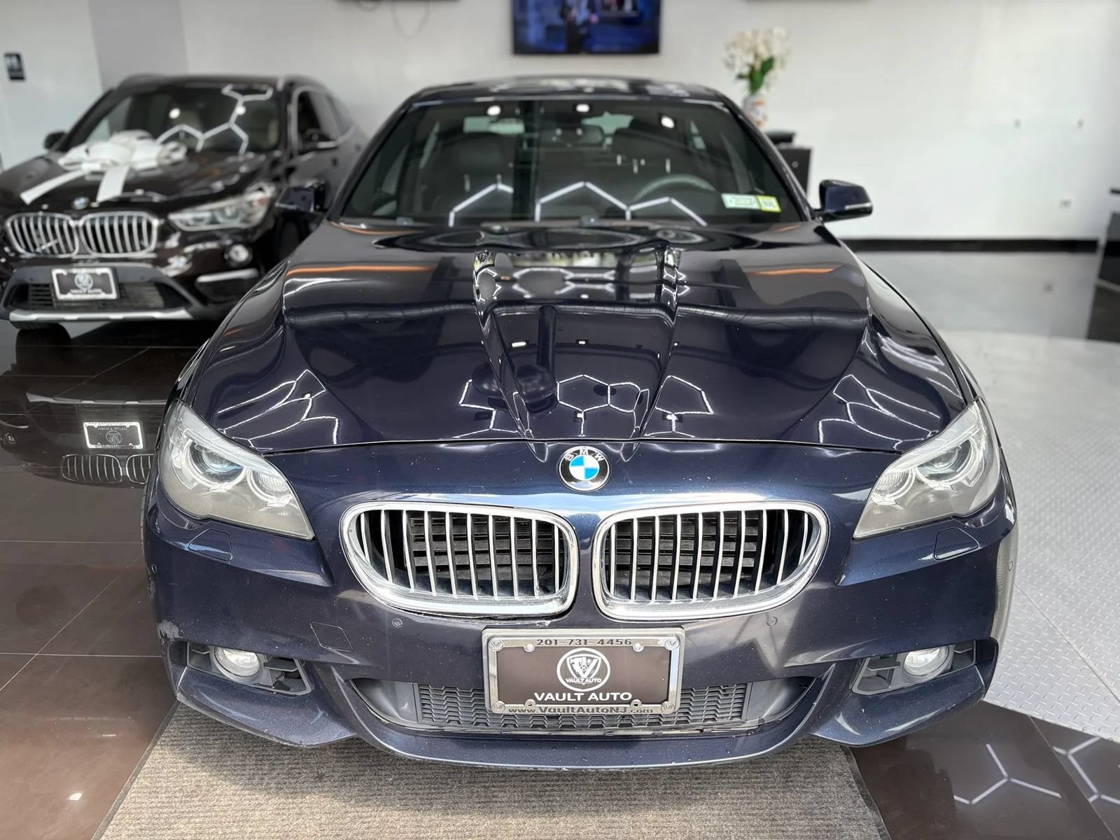 Used 2014 BMW 535i xDrive Sedan AWD/4WD image 2