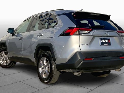 Used 2025 Toyota RAV4 XLE image 9