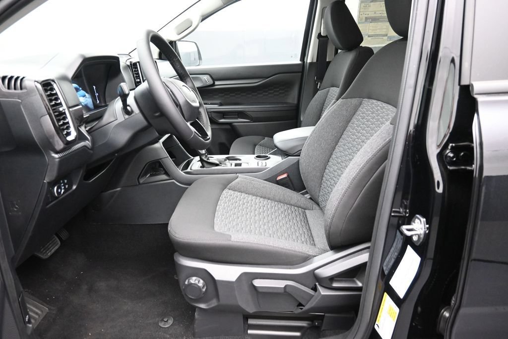 New 2026 Ford Ranger XLT w/ Black Appearance Package RWD image 20