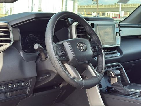 Used 2025 Toyota Sequoia SR5 image 11