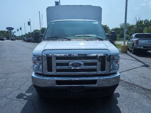 New 2025 Ford E-350 and Econoline 350 Super Duty w/ Power Equipment Group RWD image 8