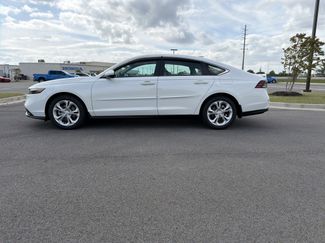 Certified 2025 Honda Accord LX video 2