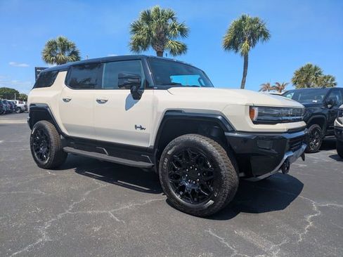 New 2026 GMC Hummer EV SUV AWD/4WD image 2