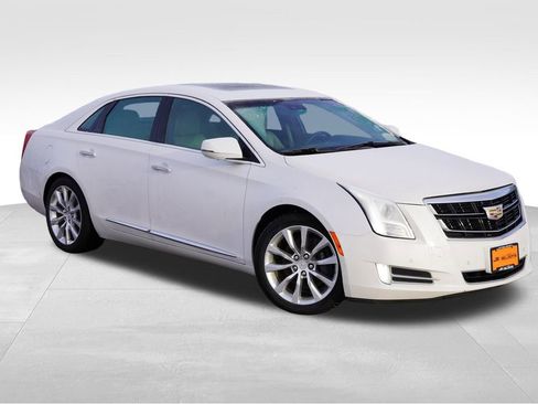 Used 2017 Cadillac XTS Luxury w/ Driver Awareness Package image 1