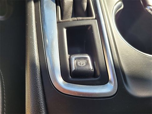 Used 2024 Chevrolet Equinox LT image 23