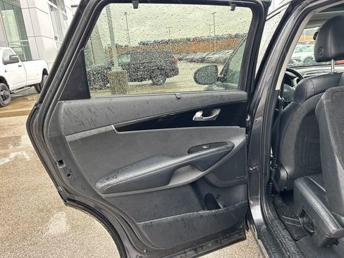 Used 2019 Kia Sorento EX w/ EX Touring Package image 43