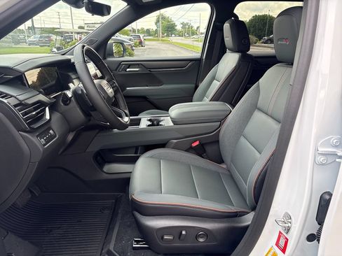 New 2026 GMC Acadia AT4 w/ Super Cruise Package AWD/4WD image 11