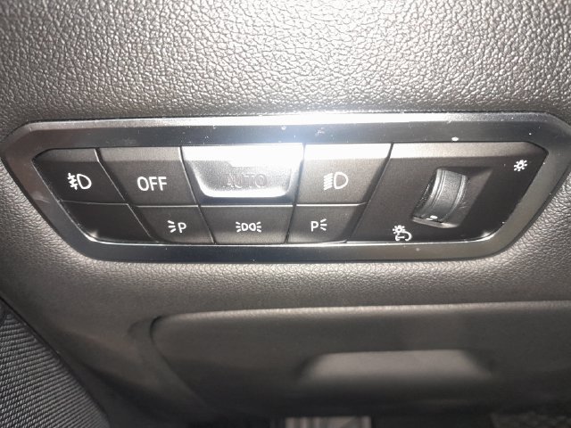 Used 2019 BMW X5 xDrive40i w/ Convenience Package AWD/4WD image 10