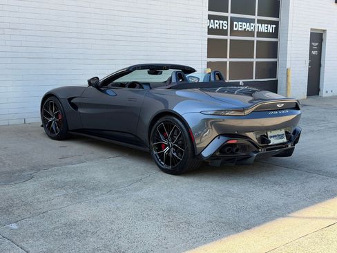 Used 2023 Aston Martin V8 Vantage Roadster RWD image 2