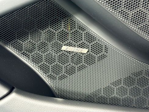 Used 2025 Porsche 718 Cayman RWD image 20