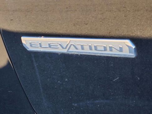 Certified 2022 GMC Canyon Elevation w/ Trailering Package image 12